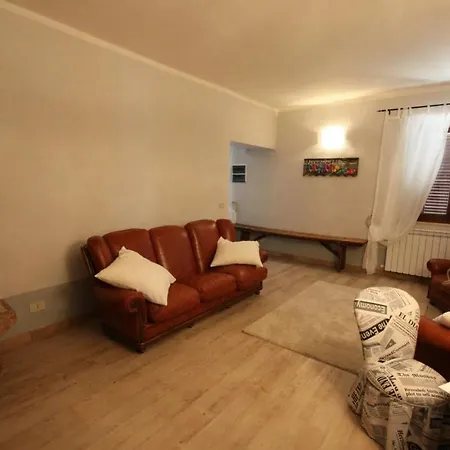 Villa Gallina Sleeps 8 Pool Wifi *